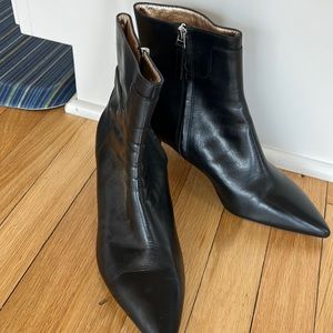 Zara black leather pointy toe 2 inch heel